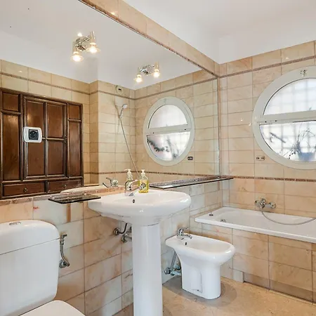 Penthouse La Bellevue Apartment